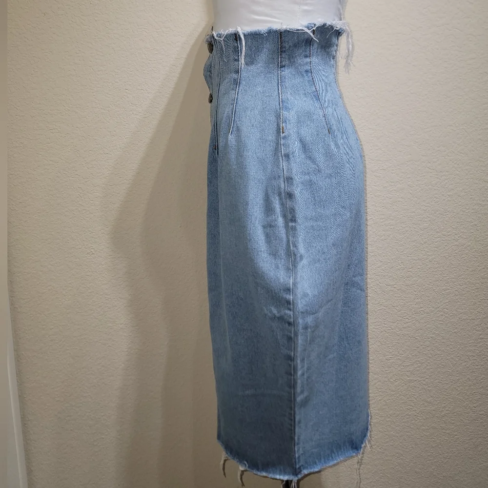 Button-Down Denim Dress - Picture 3 of 5